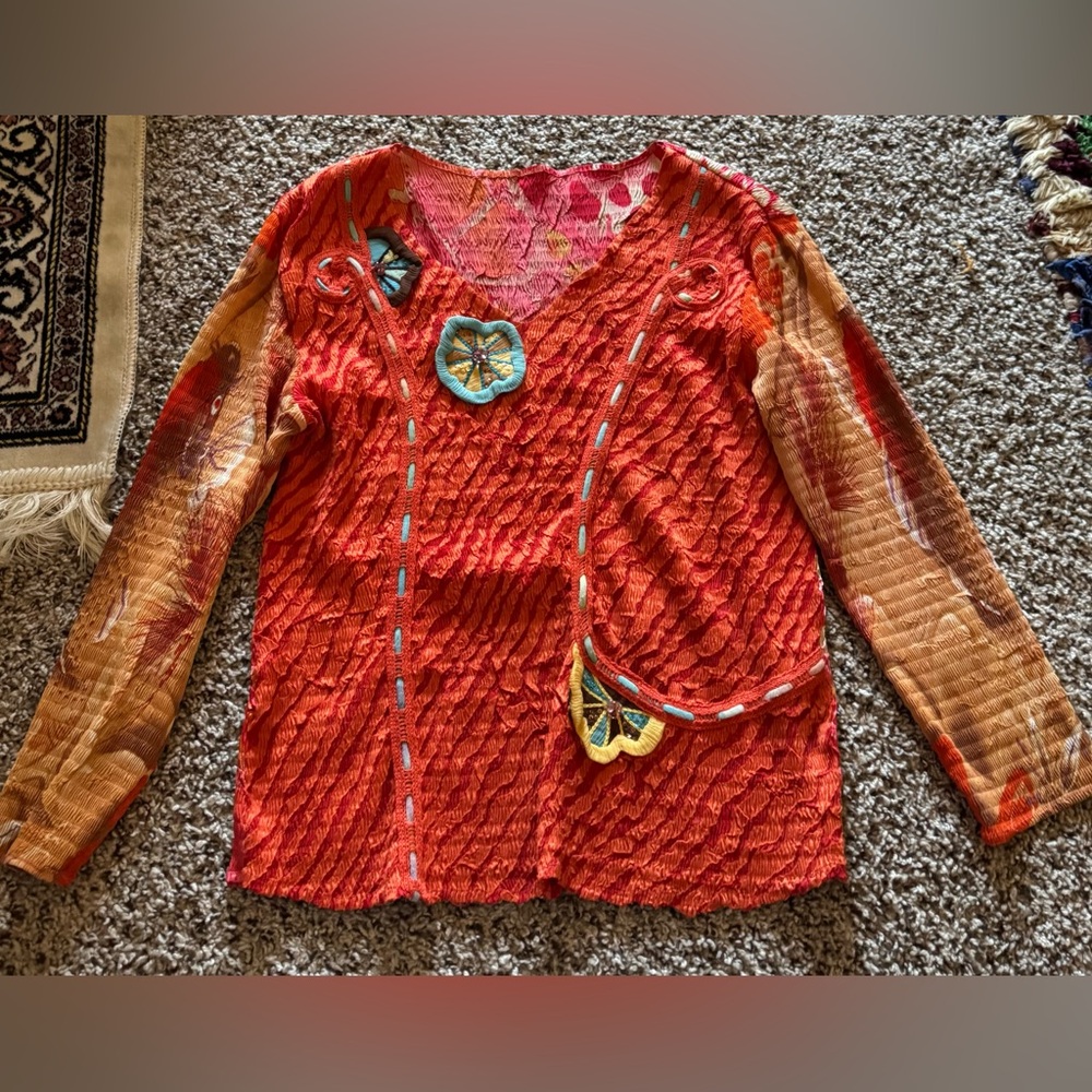 Vintage Crinkle Pleated Long Sleeve Top